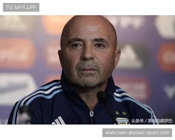 “胡利安·门德斯的全能表现,成为阿根廷美洲狮队的进攻新动力” “胡利安·门德斯的全能表现,成为阿根廷美洲狮队的进攻新动力”